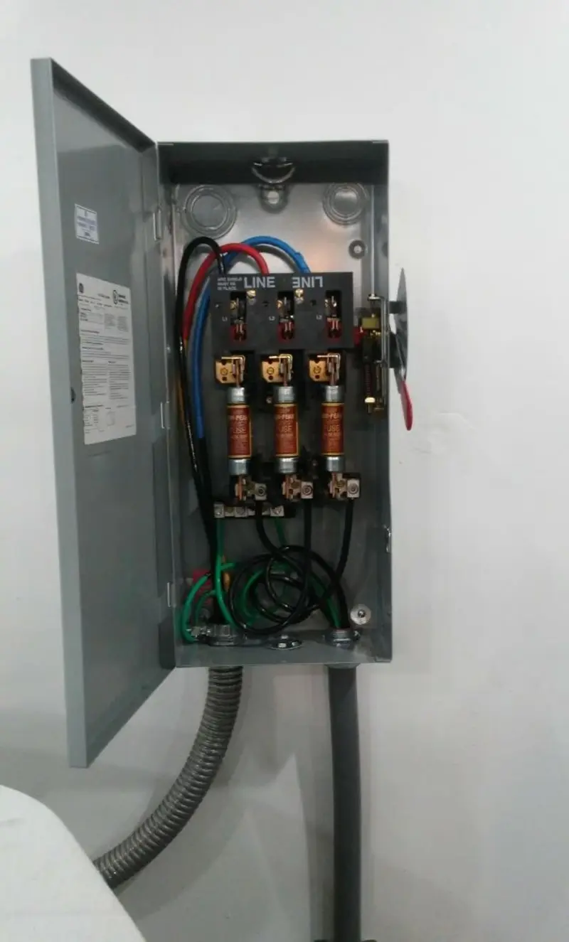 Three-phase disconnect switch installed for Smoke Detector Installation in Ashburnham